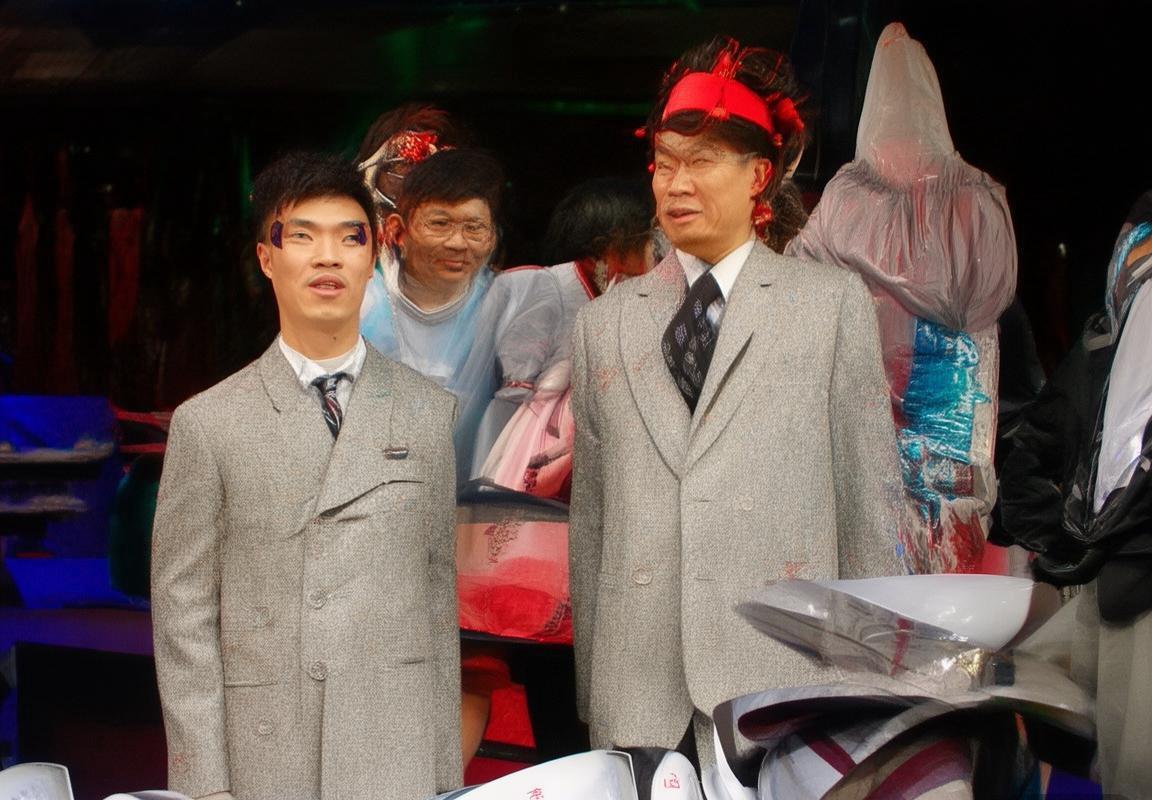 澳超激情对决：保尼白鹰VS悉尼，球迷狂热见证赛事精彩(图2)